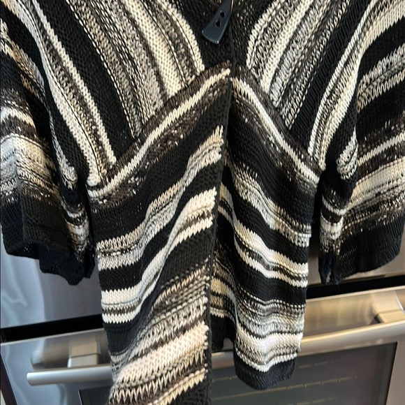NWOT Coldwater Creek‎ Black and White Striped Cardigan Sweater - Picture 4 of 7